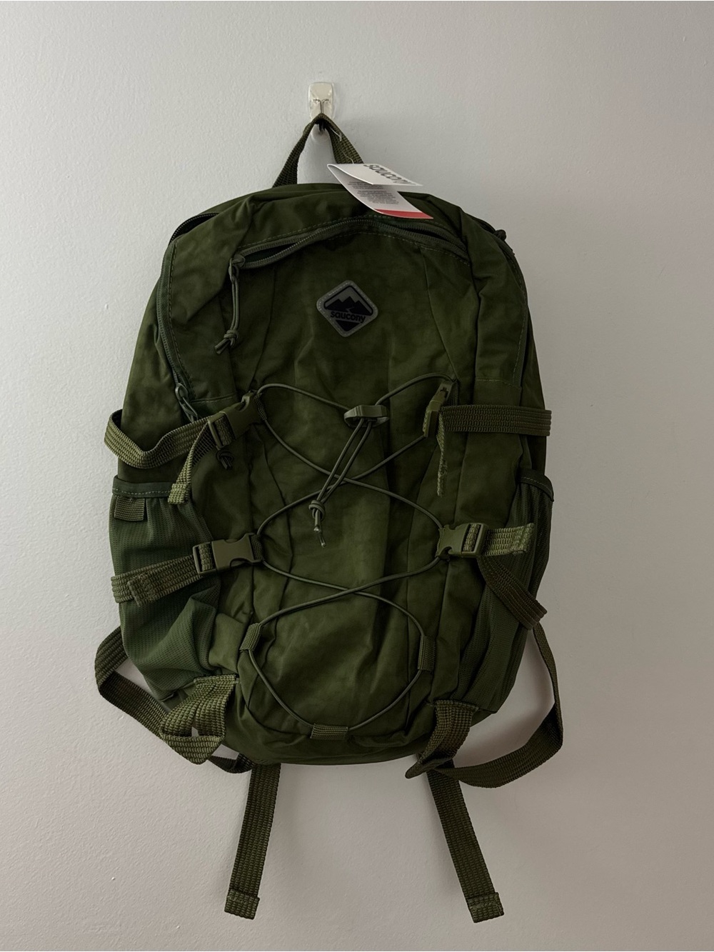 Saucony Peregrine Zip outdoor backpack Olive Green Outdoor NWT!!